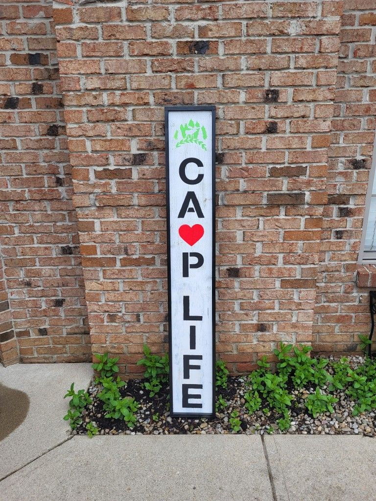 CampLife Sign