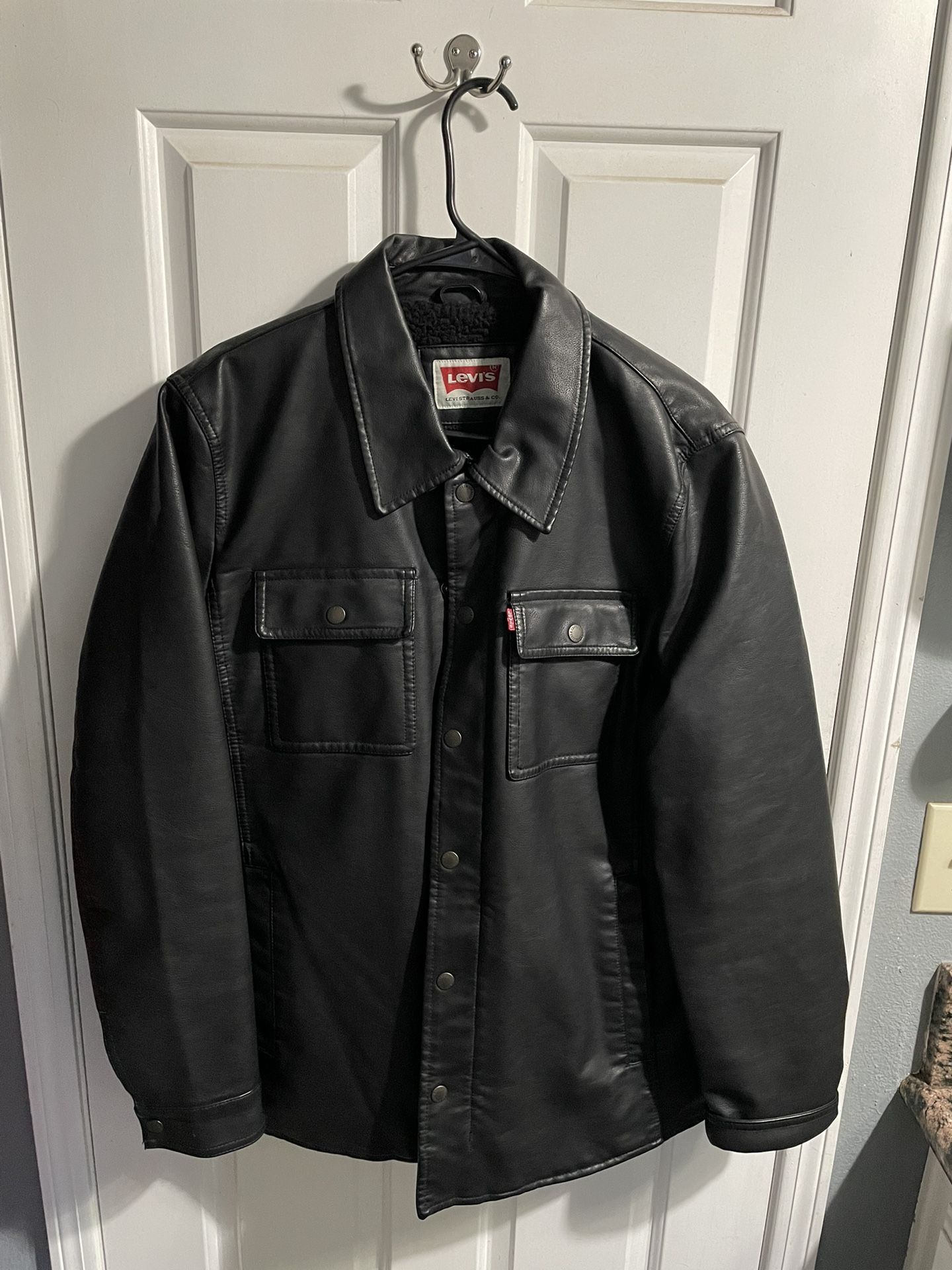 Men’s Levi’s Leather Jacket Medium