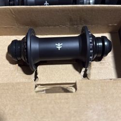 Fly Bikes Magneto Front Hub