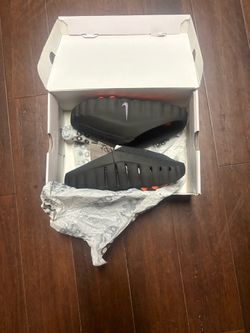 Nike mind slides