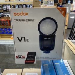 Godox V1 