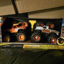 monster jam mechanix Toro loco and zombie 