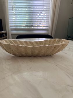 Travertine Scalloped Elongated Bowl