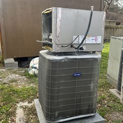 2021 CARRIER AC CONDENSER & COIL