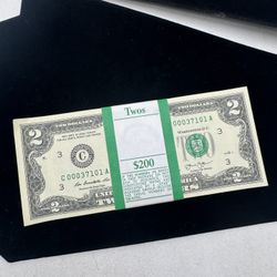 2 Dollar Bills Full Strap ($200) Uncirculated Sequential 