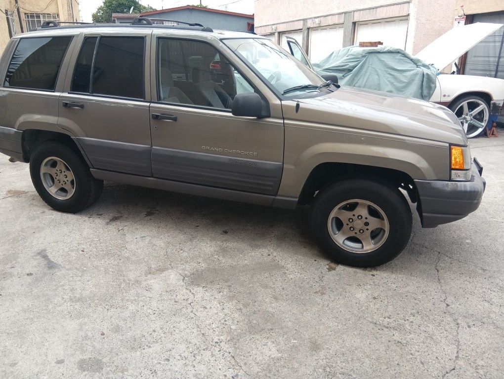 98 Jeep Grand Cherokee Parts