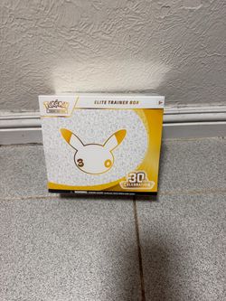 Pokemon 30th anniversary elite trainer box
