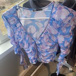 Women’s Clothing 