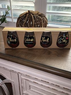 Christmas Stemless Wine Glasses 