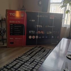 TCL 65" SmartTV