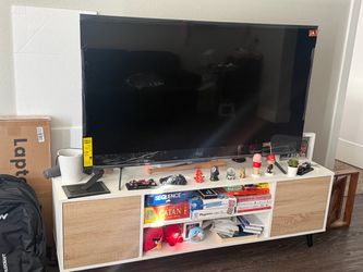 QLED 55 inch TV