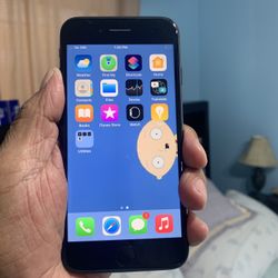 iPhone 7-32Gb For AT&T For Sale $60