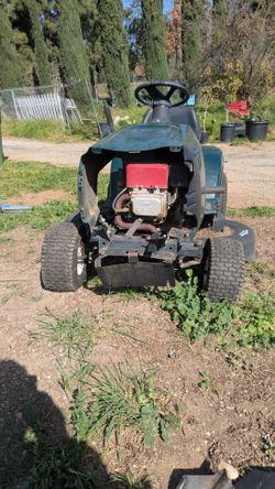 Craftsman riding lawnmower for parts