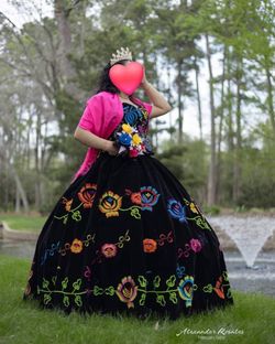 Quinceañera Dress/ Vestido de Quinceañera