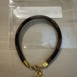 New Wig Sunglasses Keychain Lv Bracelet Shaper 