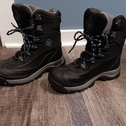 Columbia Bugaboot Plus III Women's Size 9