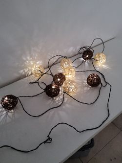 MOONRAYS SOLAR POWERED LED STRING LIGHT SET
