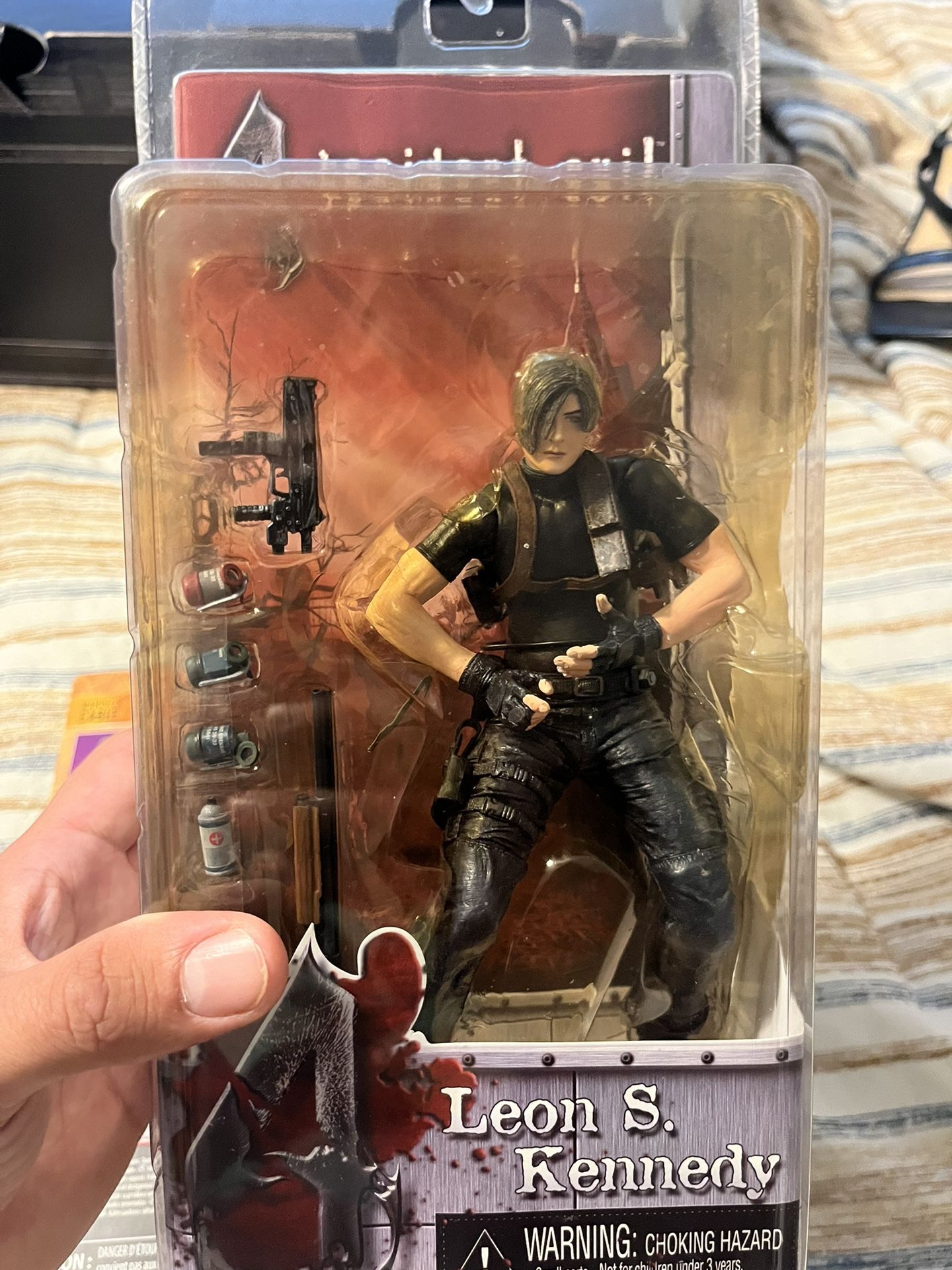NECA Leon A. Kennedy Resident Evil 4 Series 1 Action Figure NIP