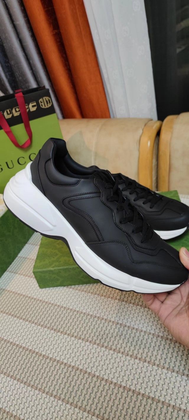 Gucci shoes