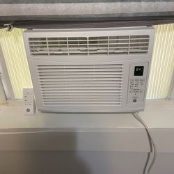 AC General Electric Air Conditioner 