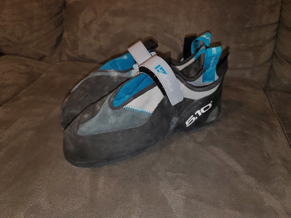 5.10 Hiangle climbing shoes (Mens 12)