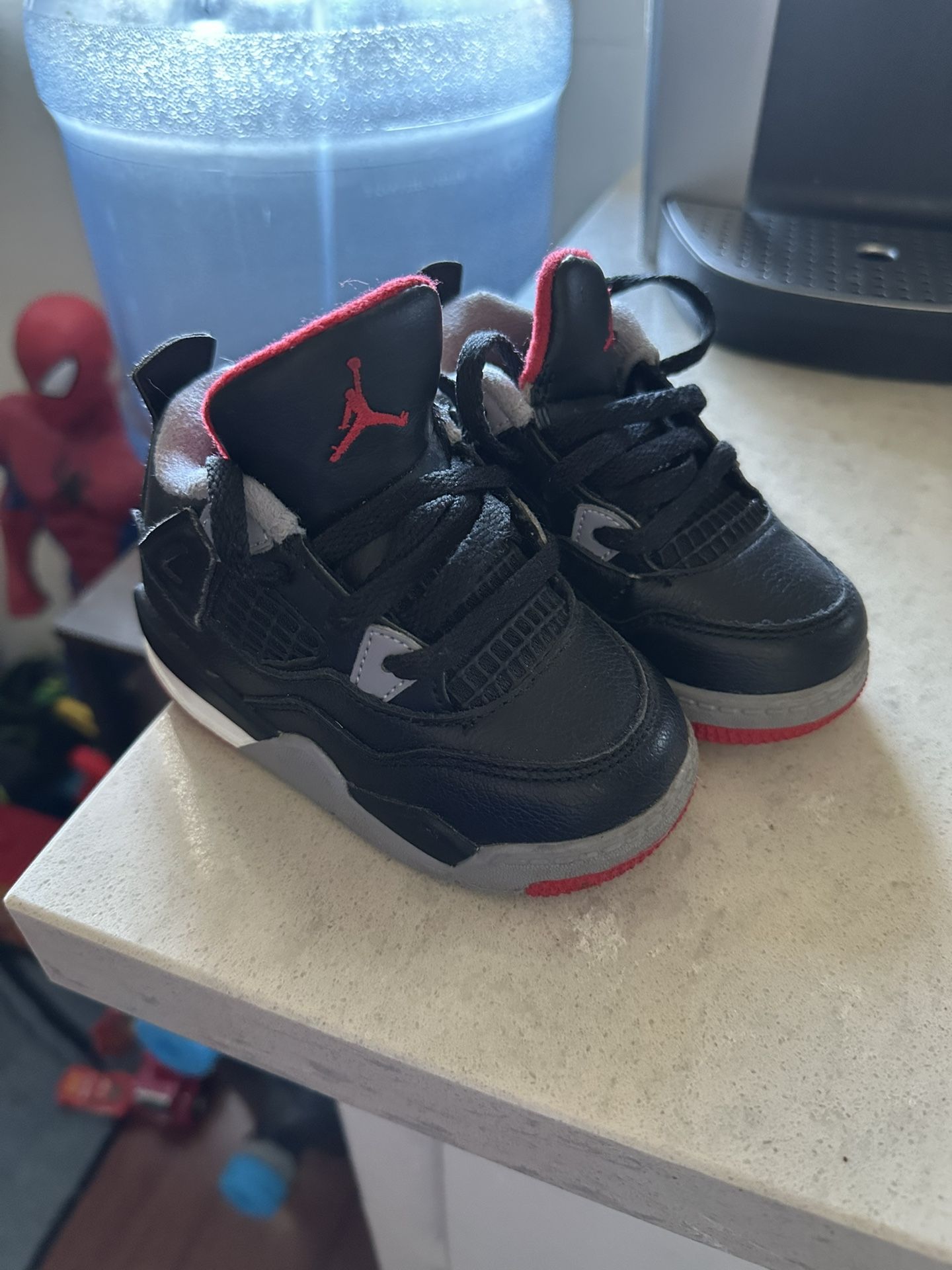 Jordans 4 Size 6C