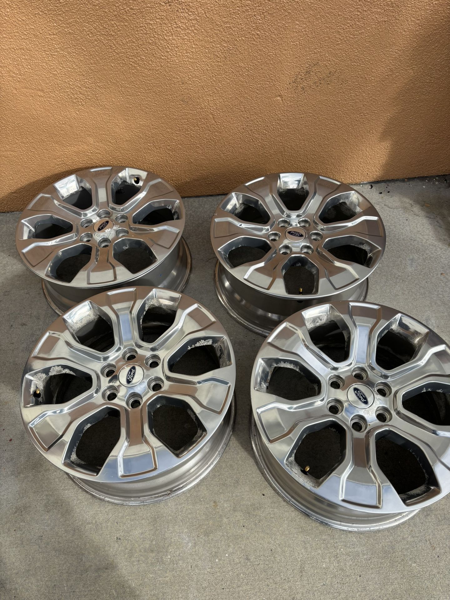 Ford F150 Platinum Wheels