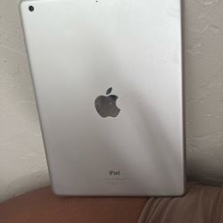 iPad 6th Generation 