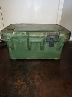 Army food carrier Cambro stainless steel inserts