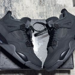 Black Cat 4s (Size 8)
