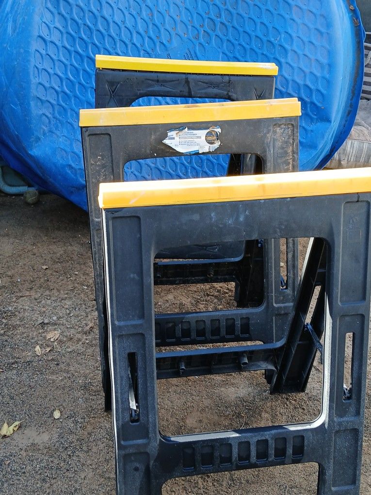 (5) Folding Saw Horses