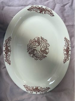 Vintage Camwood Ivory Platter – Acorn Oak Leaf Pattern 11.5"