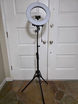 Neewer RL-12 LED Ring Light 14" outer/12" on Center with Light Stand, Color Filter, Phone Holder