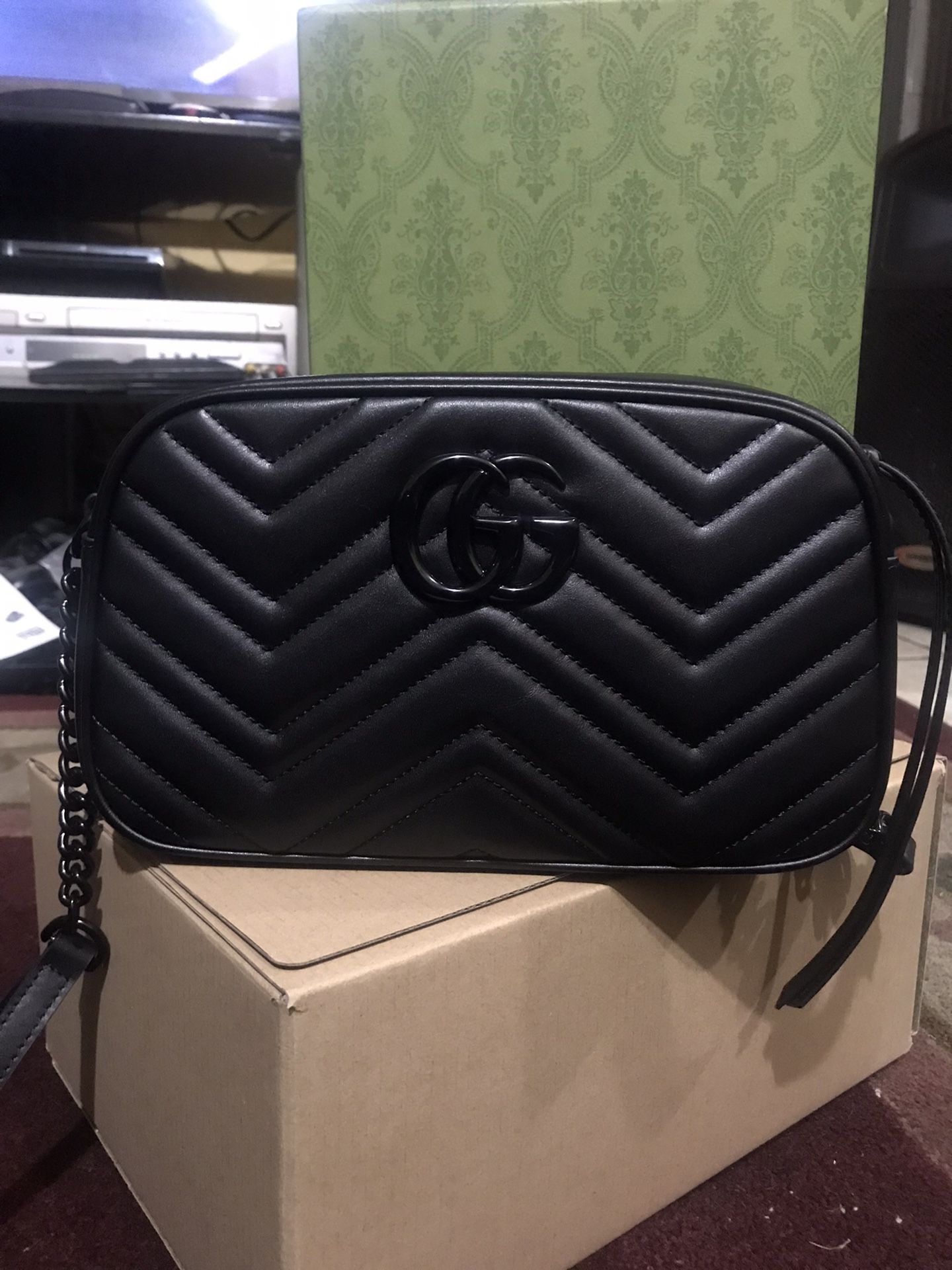 GUCCI Marmont Medium Black Leather GG NWT