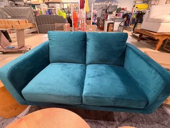 Modern Teal Velvet Floor Sofa – Compact Lounge Couch