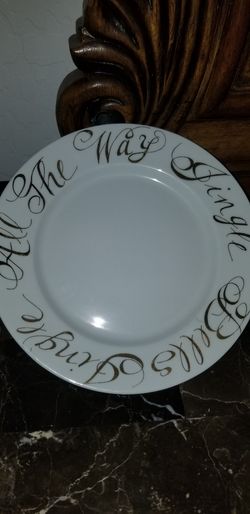 Jingle Bell 6" Plates (NEW) 8 pieces in the Set. All for just $15 ( Bonus = 2 Christmas Drinking Mugs)