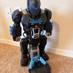 Fisher-Price Imaginext DC Super Friends Batman Toy Bat-Tech Batbot Playset 2-Ft-Tall Robot with Lights & Sounds for Pretend Play Kids 
