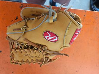 Rawlings classic 5 finger new 12inch