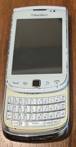 BlackBerry Torch White