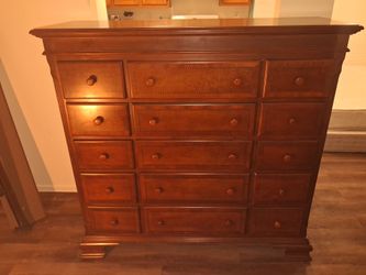 Nice Strong and Sturdy Large Oversized Solid Wood 15 Drawer Wood Chest Dresser