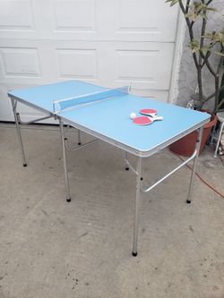 Portable Foldable Ping Pong Table / Camping Table