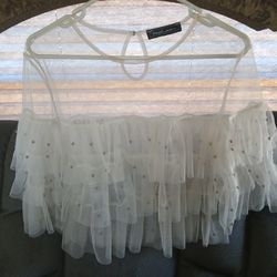 🤍BEAUTIFUL White Sheer Dressy Blouse With Sliver Studs🤍