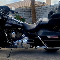 2016 Harley Davidson Electra Glide Ultra Classic Motorcycle 8