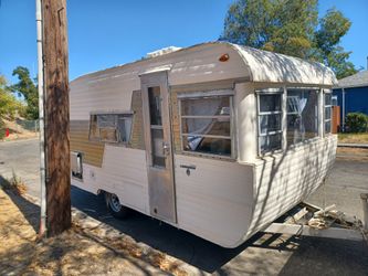 1970 Travel Eze trailer
