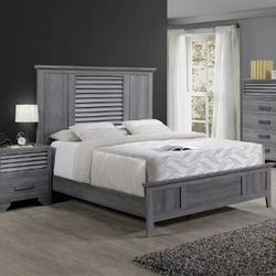 King bed & nightstand