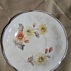 Porcelain Dish: Patent-- 1925