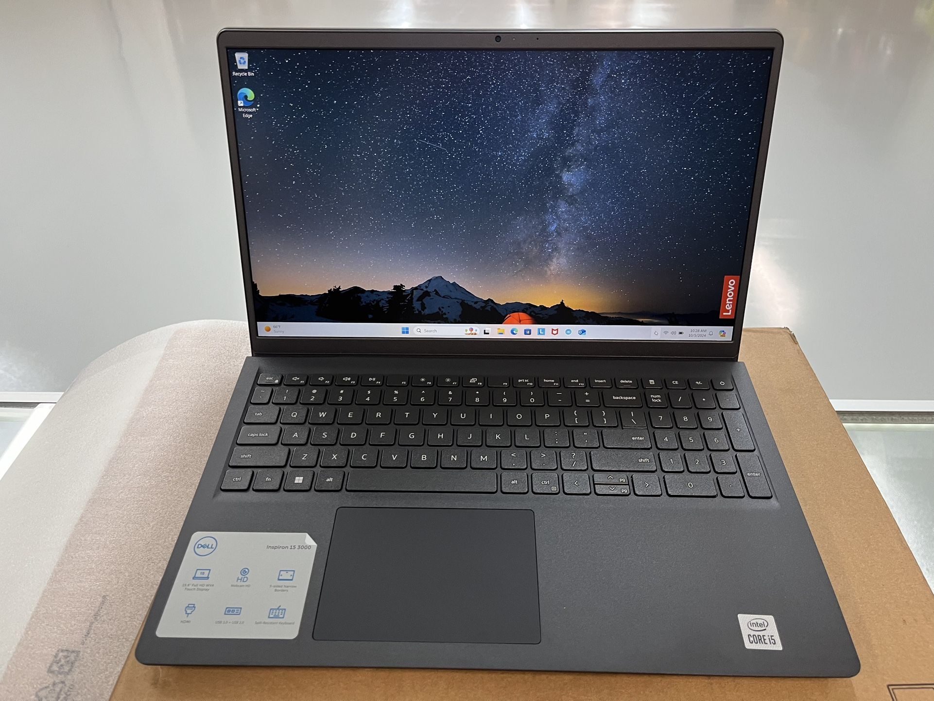 NEW! Dell TouchScreen 15.6" FHD Intel i5-1035G1 16GB RAM 256GB SSD