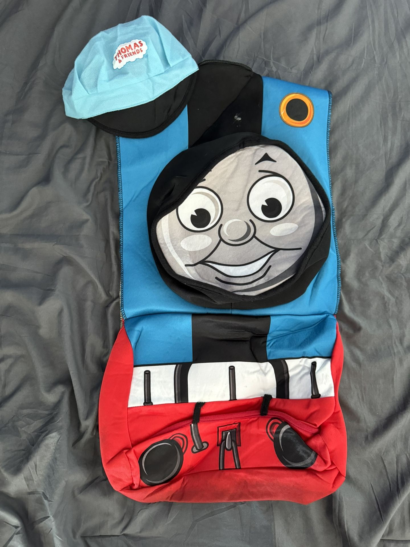 Thomas the Train Costume & Hat - Size 4-6 - Pull over design goes over the head