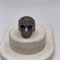 Sterling Silver  Skull Ring Blue CZ Eyes Size 8.5