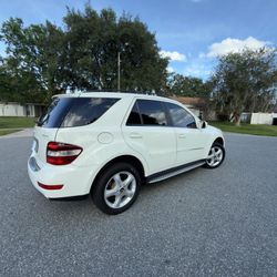 2009 Mercedes-Benz ML 350
